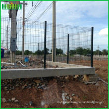 high quality made in China road side wire mesh fence